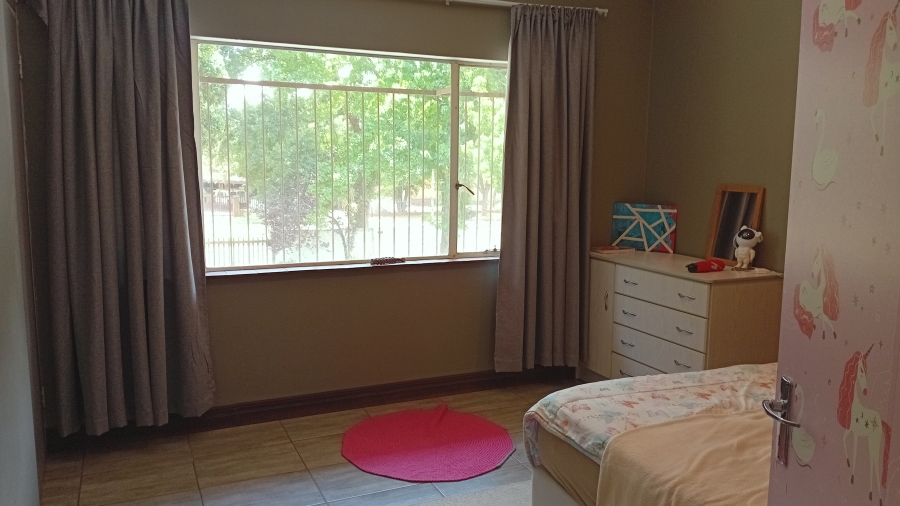 4 Bedroom Property for Sale in Meyerton Central Gauteng