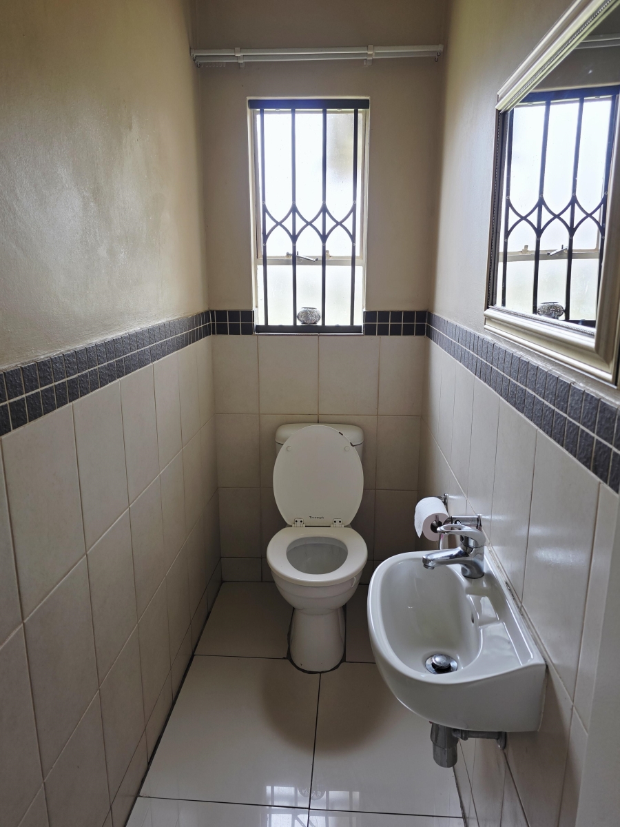 3 Bedroom Property for Sale in Fleurdal Gauteng