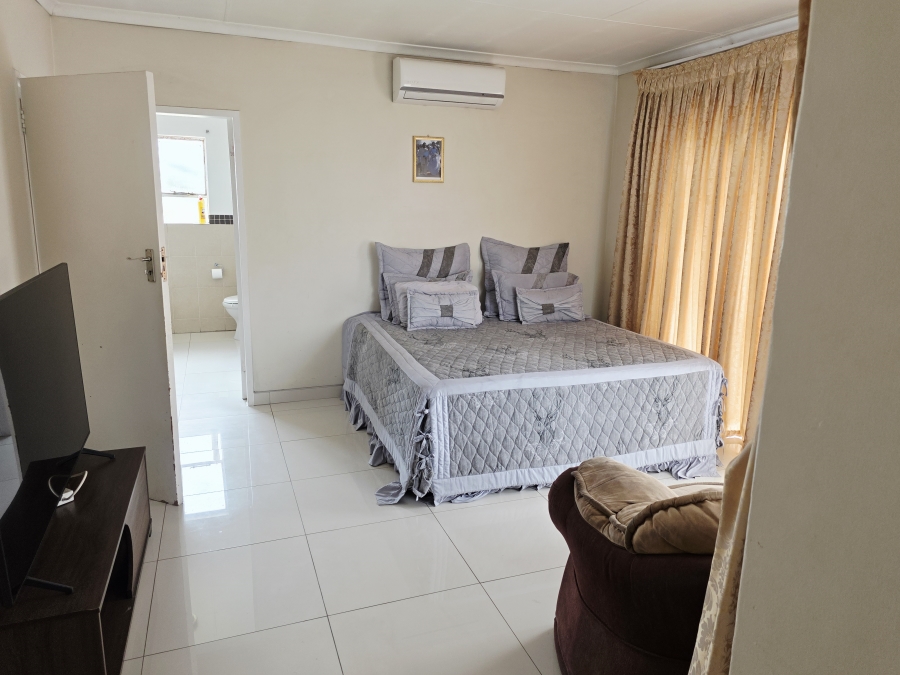 3 Bedroom Property for Sale in Fleurdal Gauteng