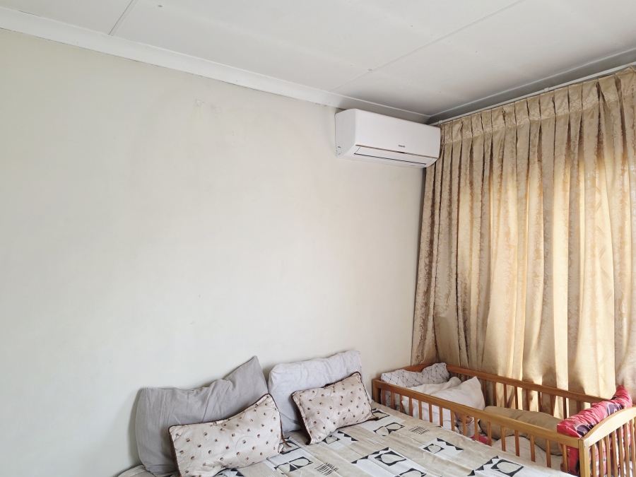 3 Bedroom Property for Sale in Fleurdal Gauteng