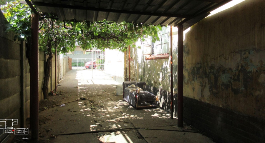 2 Bedroom Property for Sale in Turffontein Gauteng