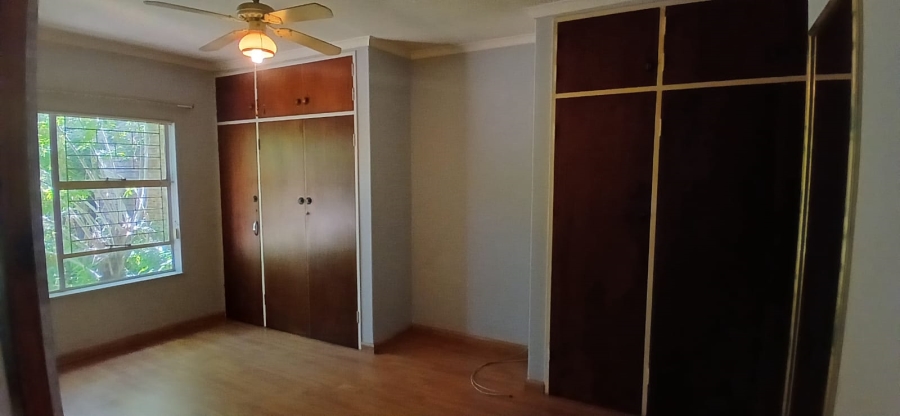 To Let 3 Bedroom Property for Rent in Flora Gardens Gauteng