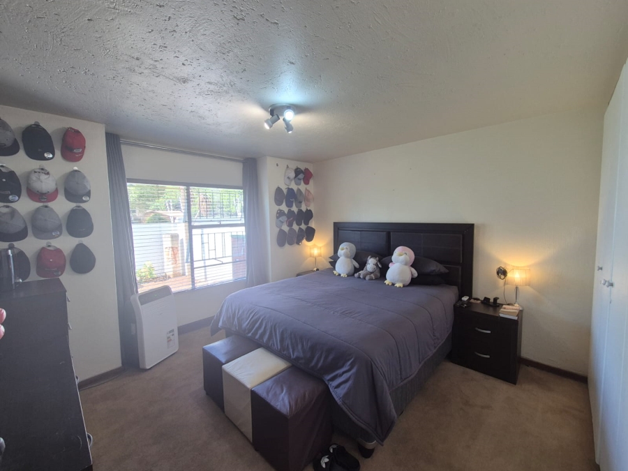 2 Bedroom Property for Sale in Glenvista Gauteng