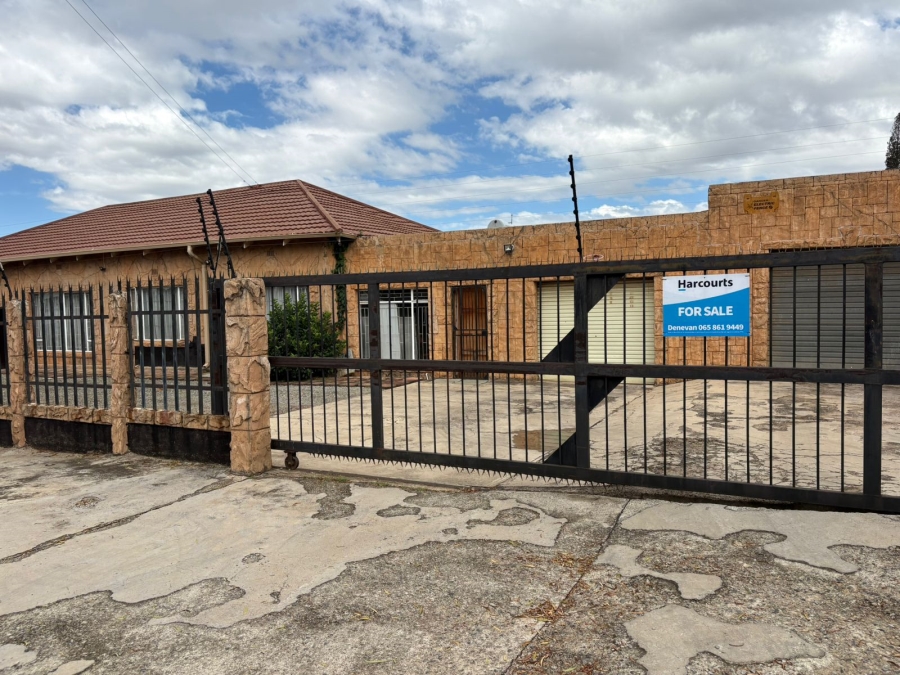 3 Bedroom Property for Sale in Primrose Gauteng