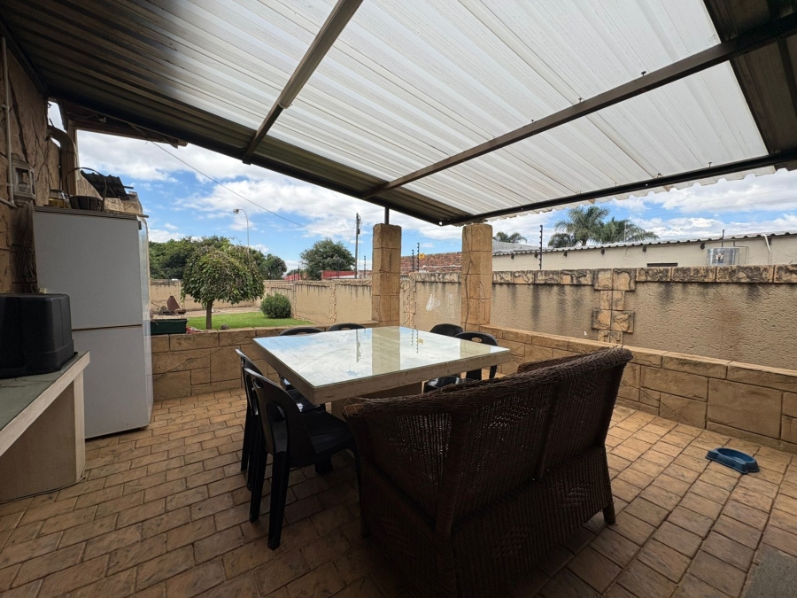 3 Bedroom Property for Sale in Primrose Gauteng
