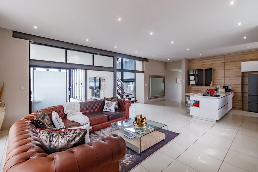 5 Bedroom Property for Sale in Midstream Estate Gauteng