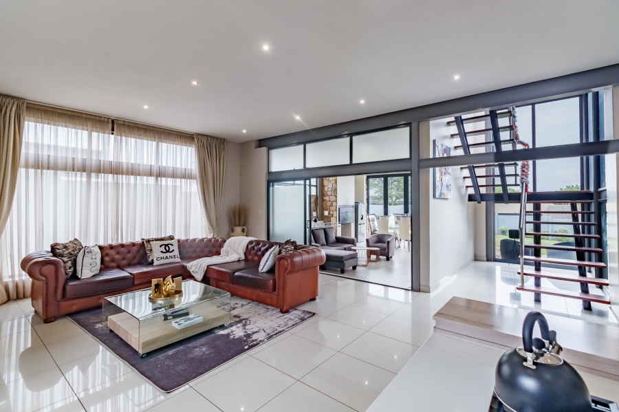 5 Bedroom Property for Sale in Midstream Estate Gauteng