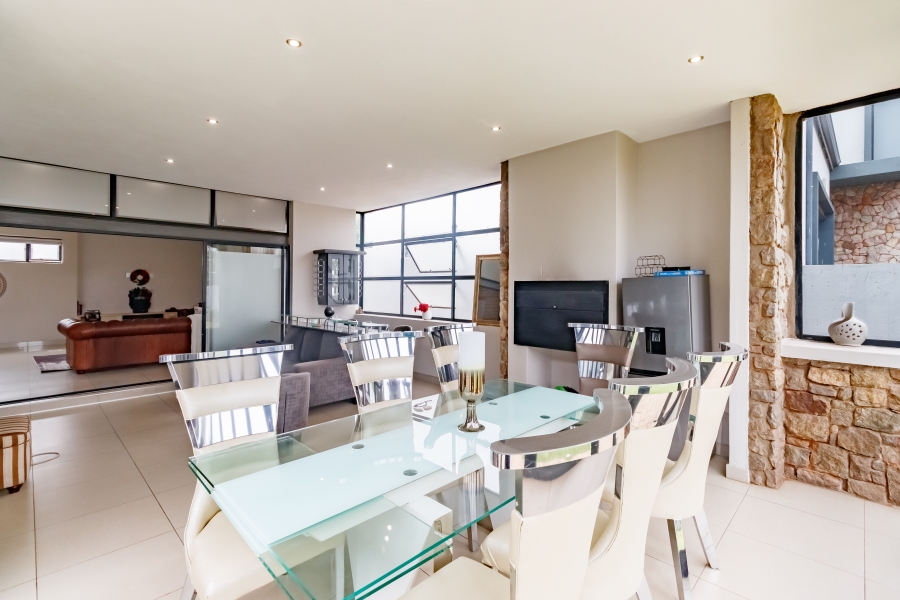 5 Bedroom Property for Sale in Midstream Estate Gauteng