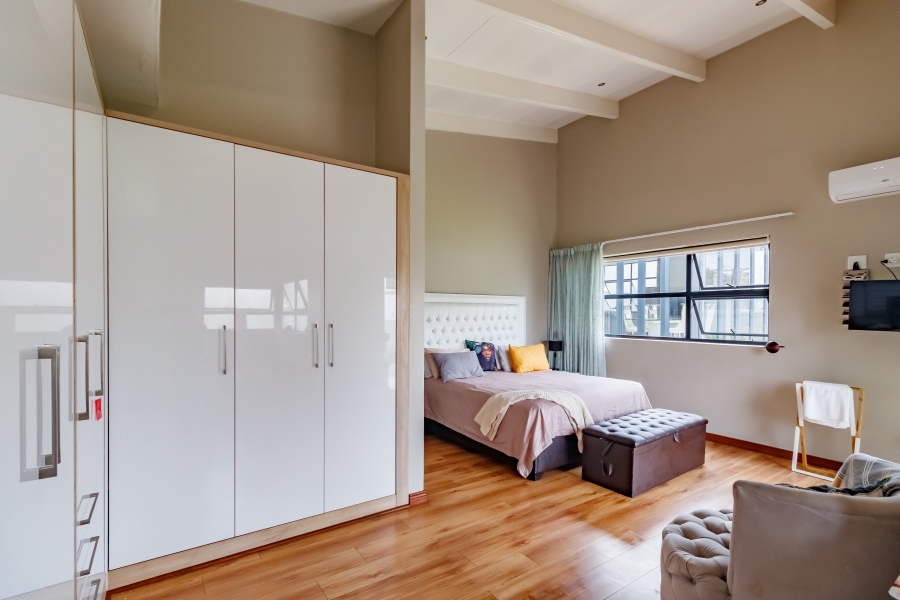 5 Bedroom Property for Sale in Midstream Estate Gauteng