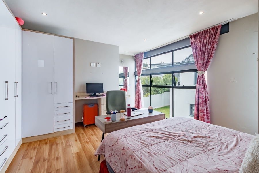 5 Bedroom Property for Sale in Midstream Estate Gauteng