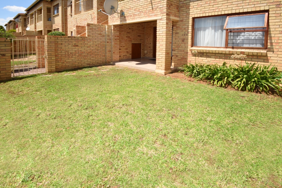To Let 2 Bedroom Property for Rent in Craigavon Gauteng