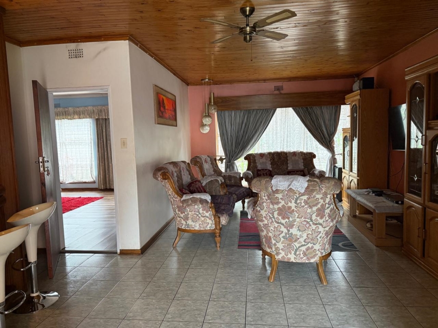 3 Bedroom Property for Sale in Vanderbijlpark SE 7 Gauteng