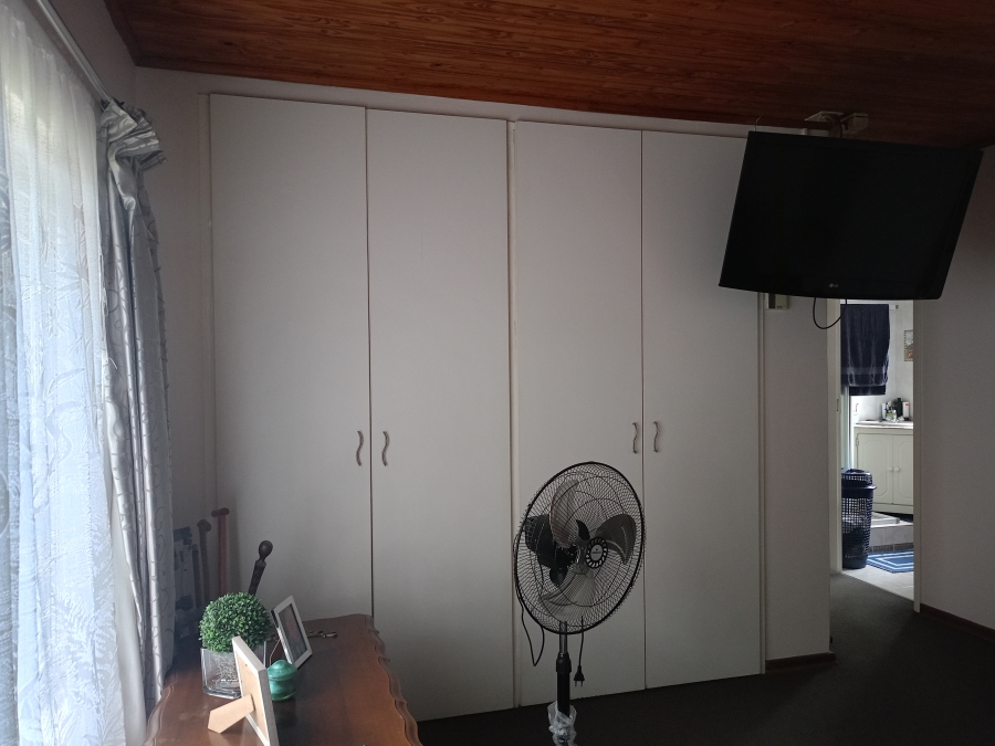 3 Bedroom Property for Sale in Falcon Ridge Gauteng