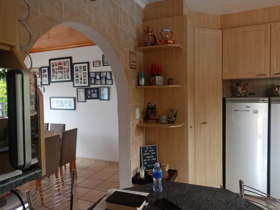 3 Bedroom Property for Sale in Falcon Ridge Gauteng