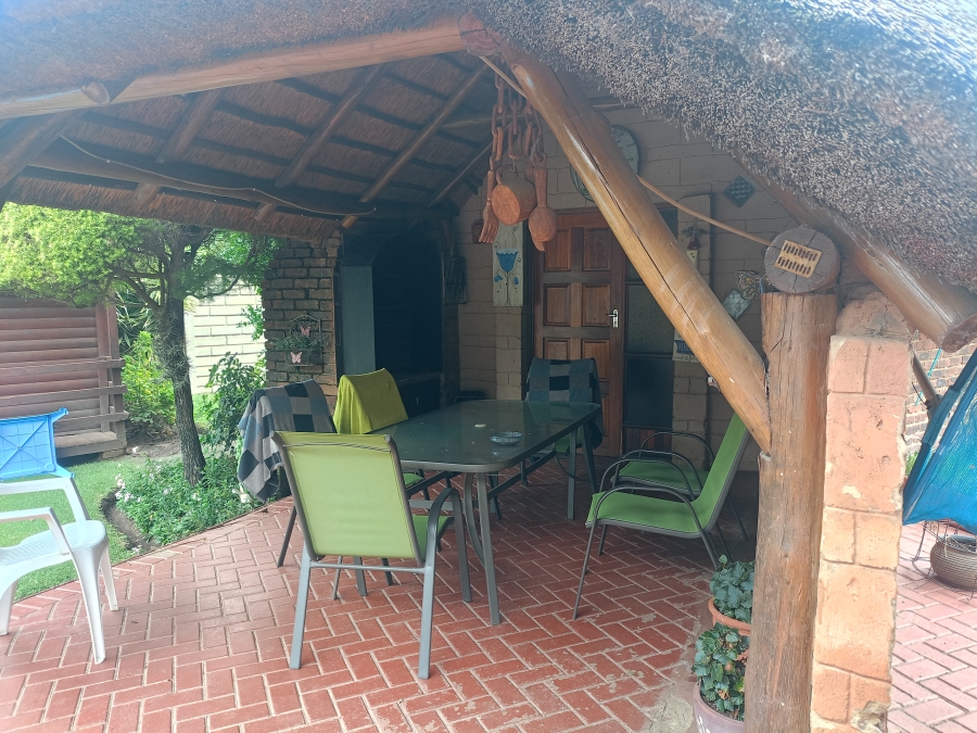 3 Bedroom Property for Sale in Falcon Ridge Gauteng