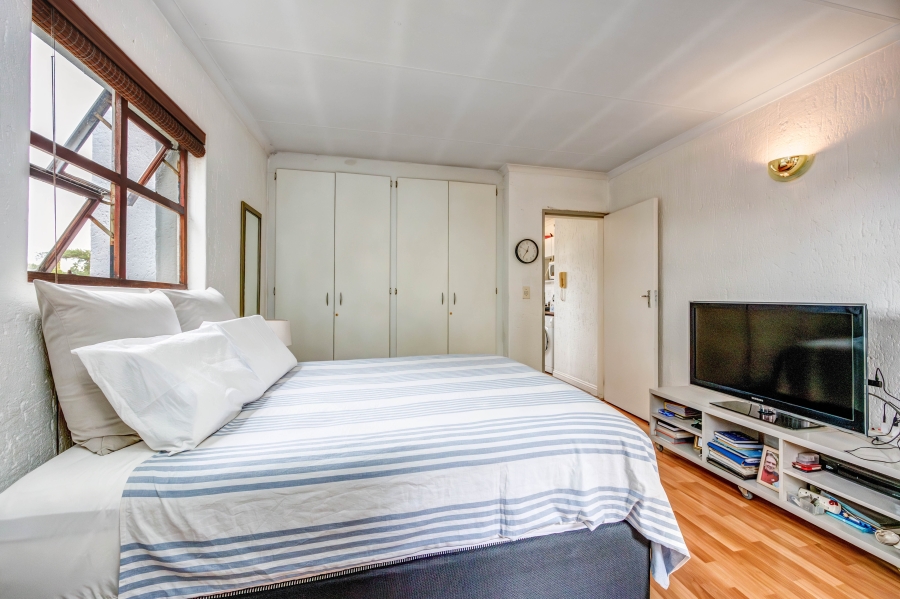 1 Bedroom Property for Sale in Broadacres Gauteng