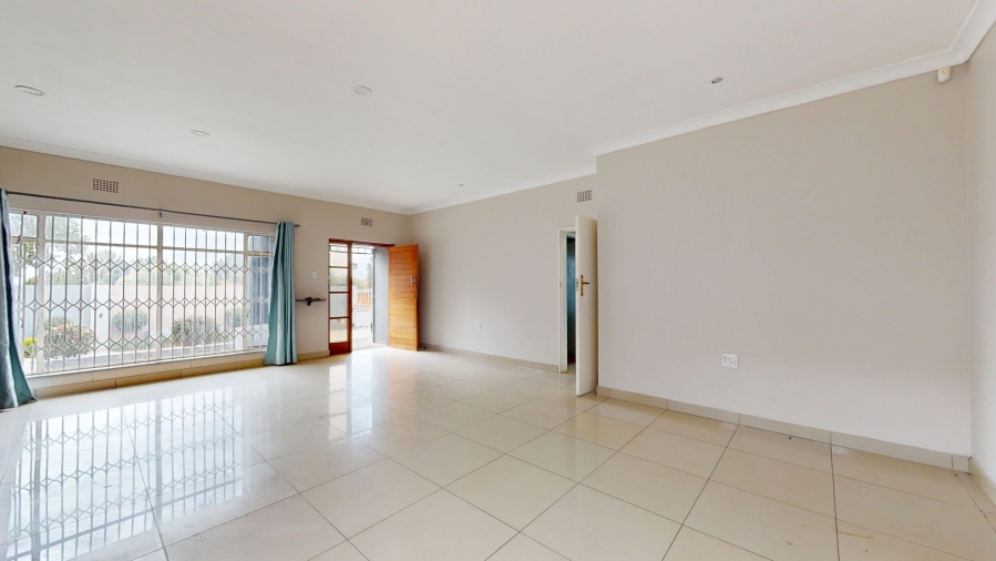 3 Bedroom Property for Sale in Dawnview Gauteng