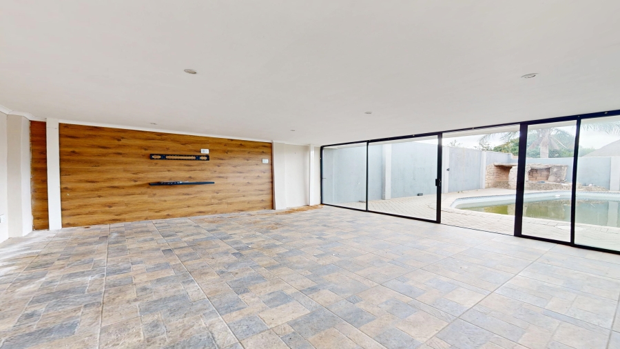 3 Bedroom Property for Sale in Dawnview Gauteng