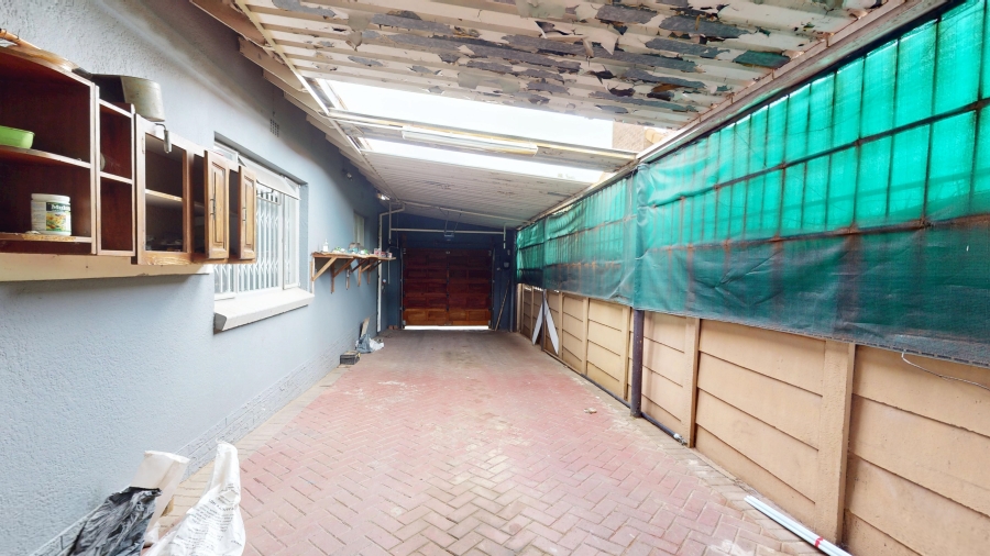 3 Bedroom Property for Sale in Dawnview Gauteng