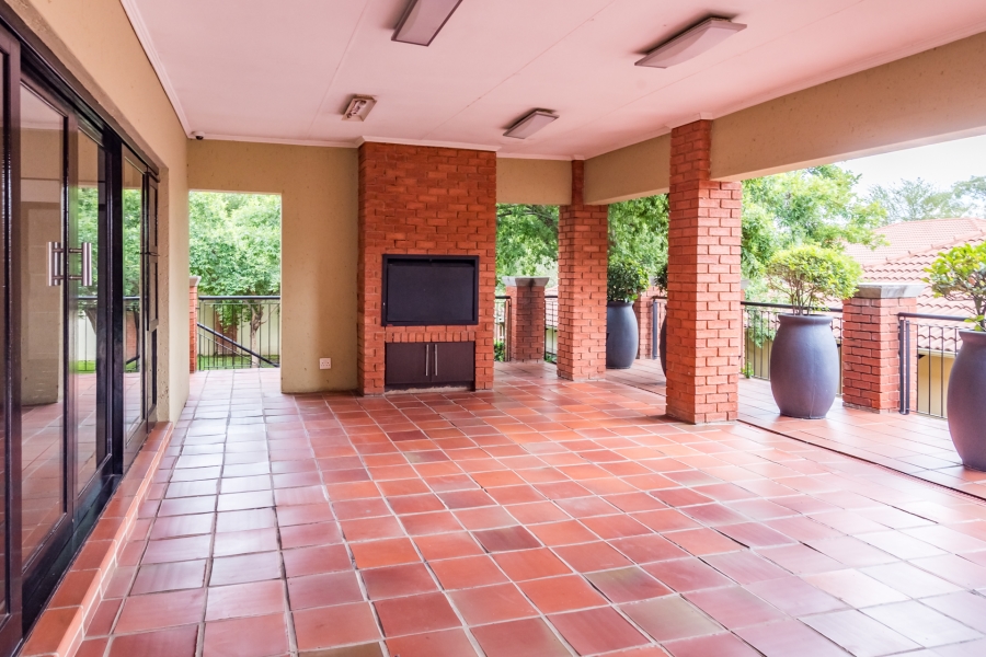 To Let 2 Bedroom Property for Rent in Douglasdale Gauteng