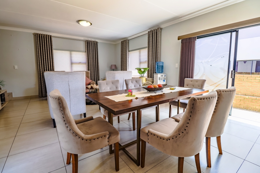 3 Bedroom Property for Sale in Thatchfield Estate Gauteng