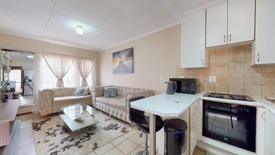 1 Bedroom Property for Sale in Ravenswood Gauteng