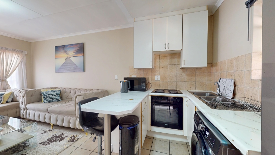 1 Bedroom Property for Sale in Ravenswood Gauteng