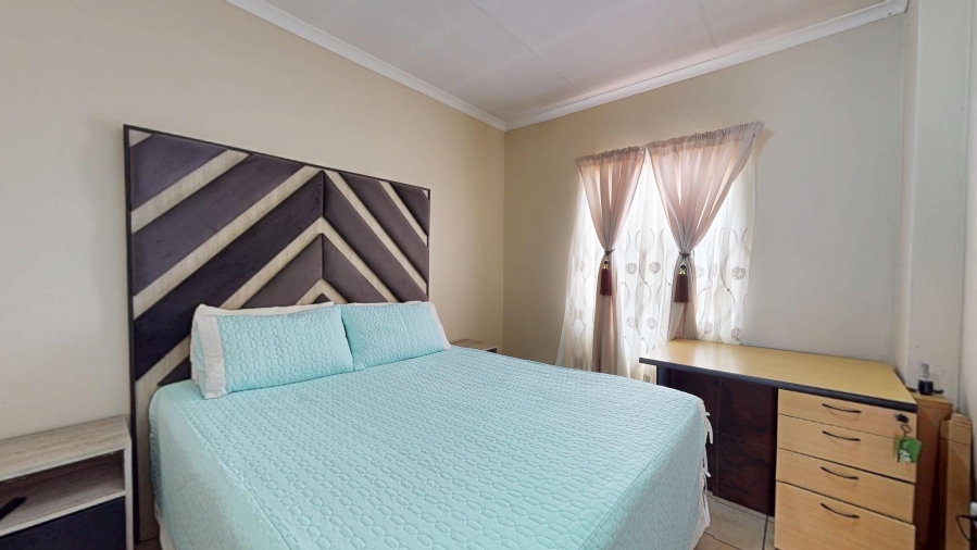 1 Bedroom Property for Sale in Ravenswood Gauteng