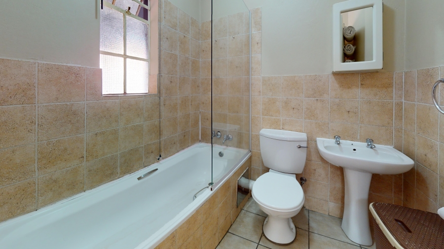 1 Bedroom Property for Sale in Ravenswood Gauteng