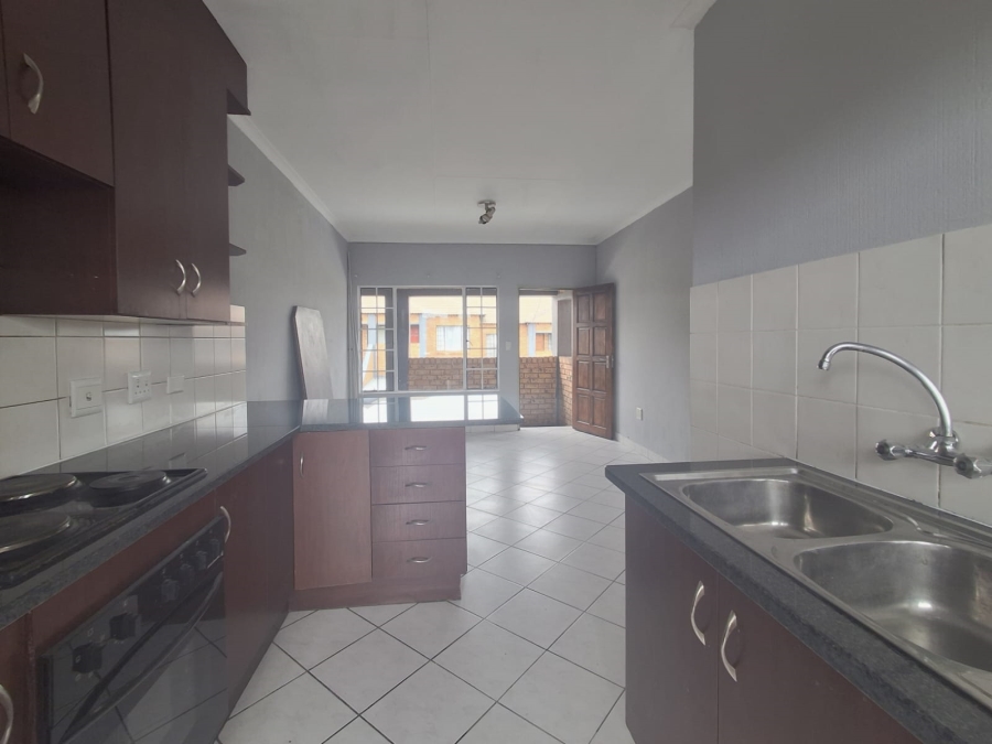 2 Bedroom Property for Sale in Elspark Gauteng