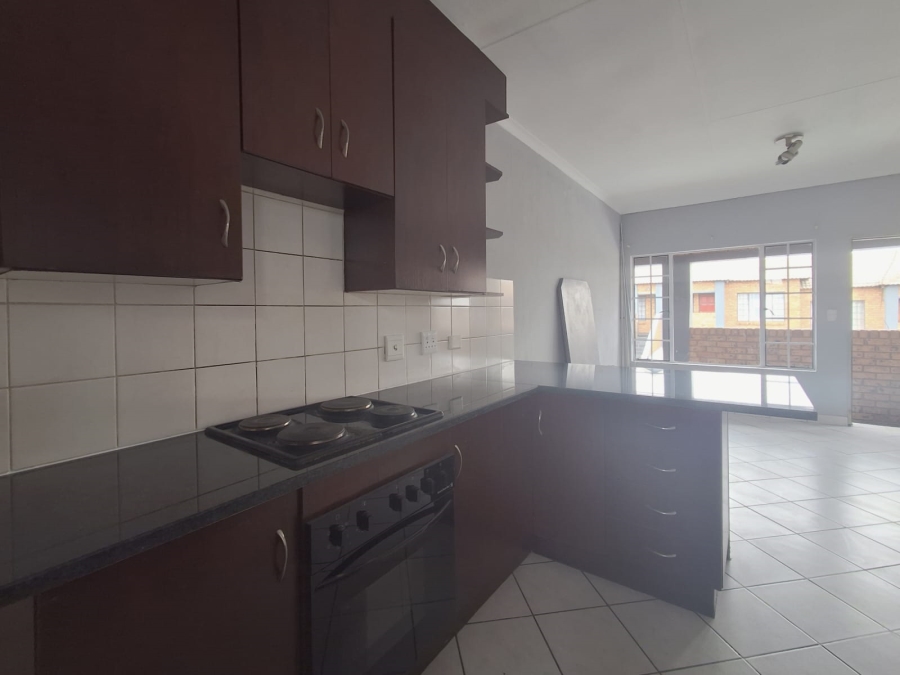 2 Bedroom Property for Sale in Elspark Gauteng