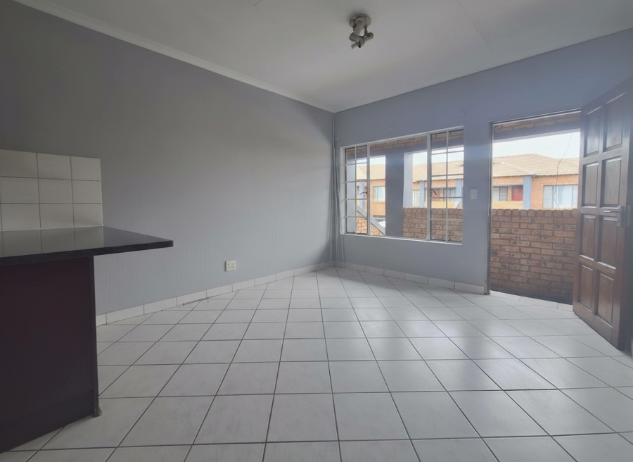 2 Bedroom Property for Sale in Elspark Gauteng