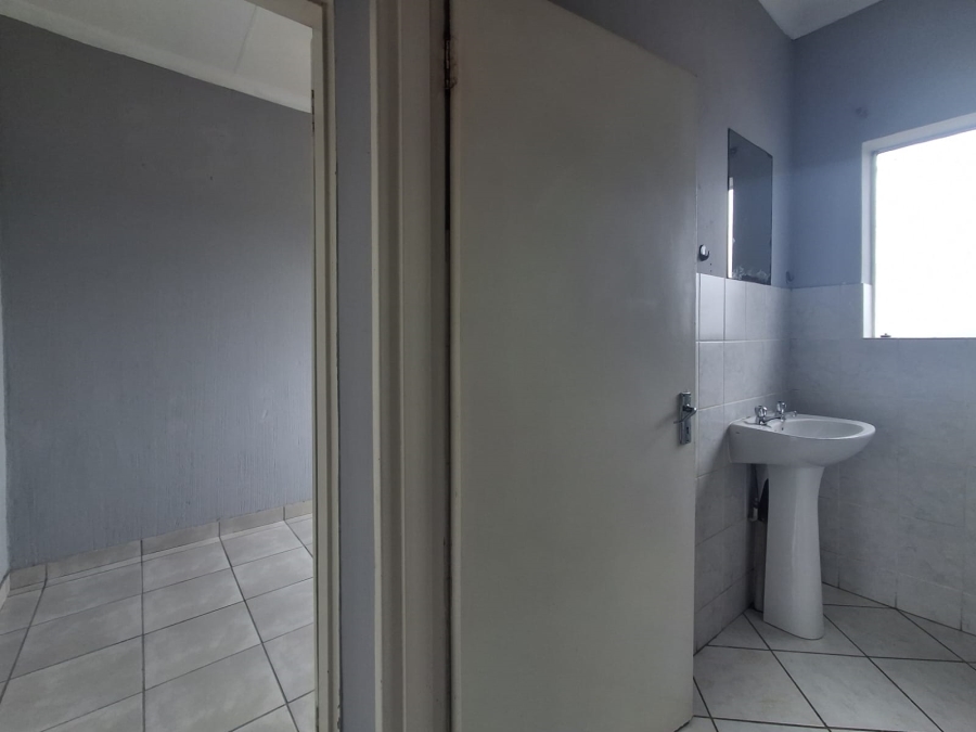 2 Bedroom Property for Sale in Elspark Gauteng