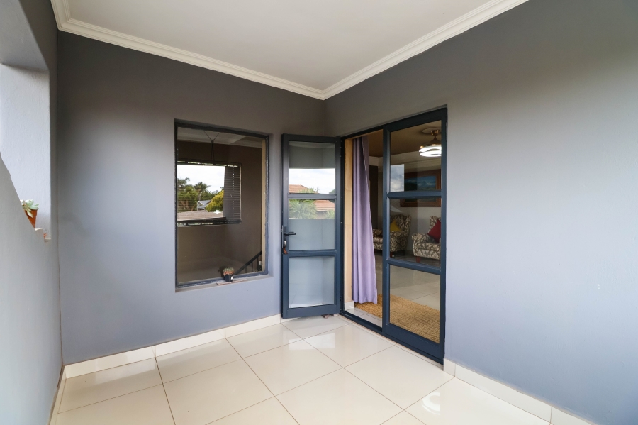 5 Bedroom Property for Sale in Heuweloord Gauteng