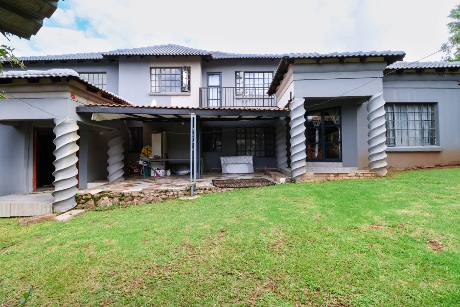 5 Bedroom Property for Sale in Heuweloord Gauteng