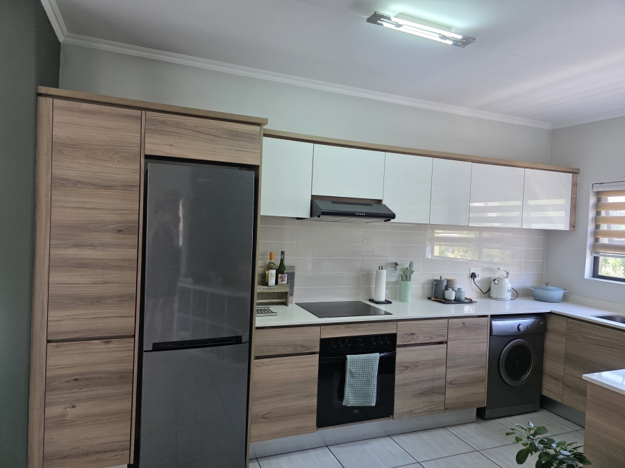 3 Bedroom Property for Sale in Waterfall Gauteng