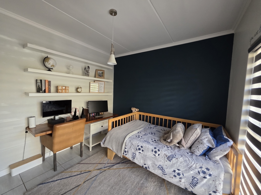 3 Bedroom Property for Sale in Waterfall Gauteng