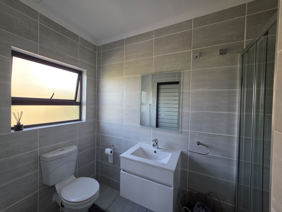 3 Bedroom Property for Sale in Waterfall Gauteng