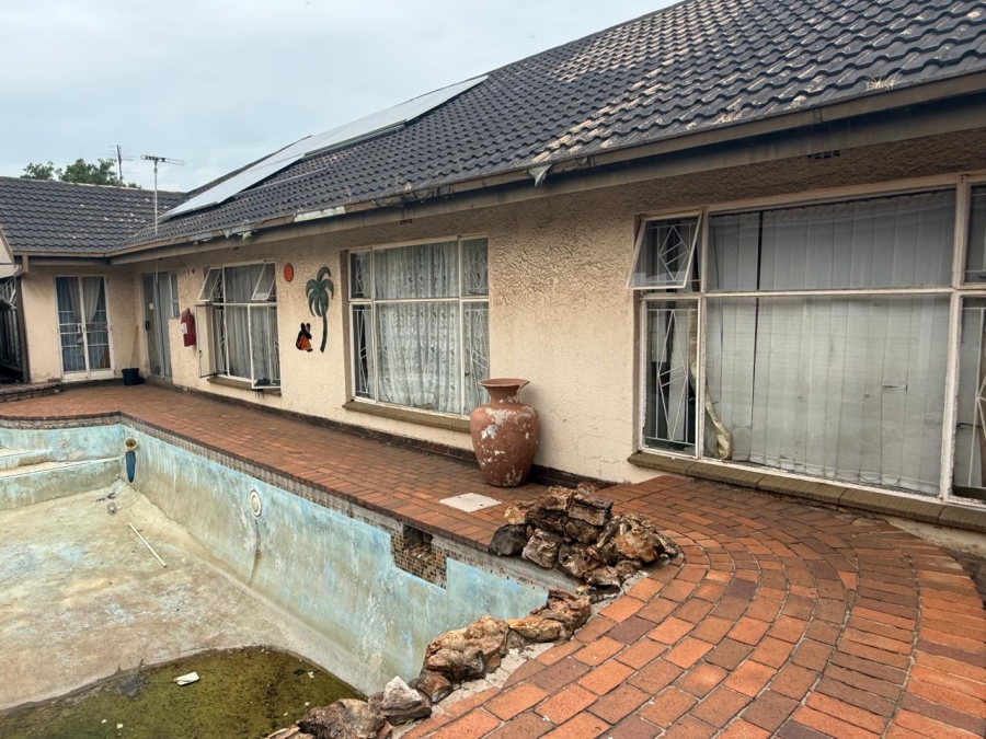 12 Bedroom Property for Sale in Vanderbijlpark SE 7 Gauteng