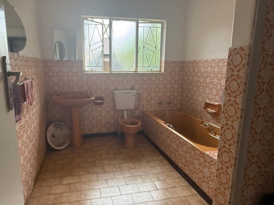12 Bedroom Property for Sale in Vanderbijlpark SE 7 Gauteng