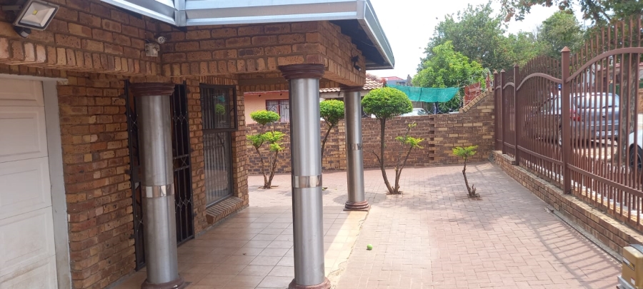 3 Bedroom Property for Sale in Danville Gauteng