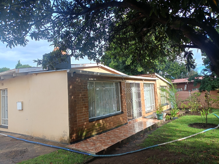 4 Bedroom Property for Sale in Sonland Park Gauteng