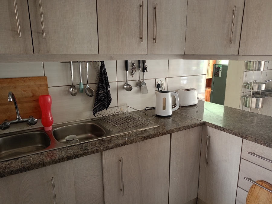 4 Bedroom Property for Sale in Sonland Park Gauteng