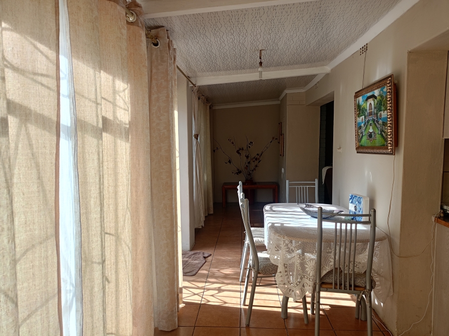 4 Bedroom Property for Sale in Sonland Park Gauteng
