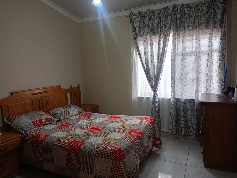 4 Bedroom Property for Sale in Sonland Park Gauteng