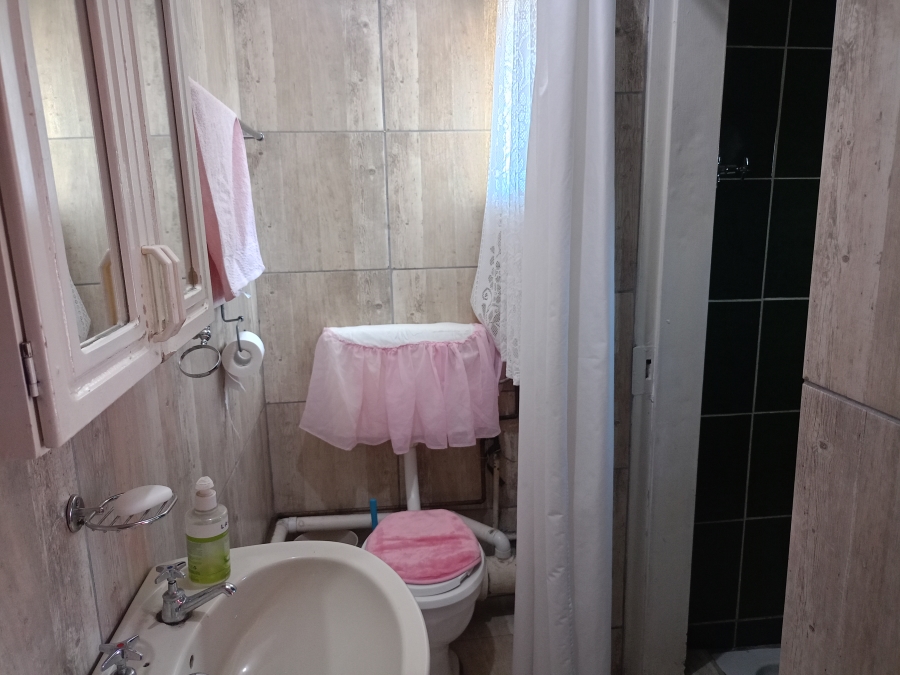 4 Bedroom Property for Sale in Sonland Park Gauteng