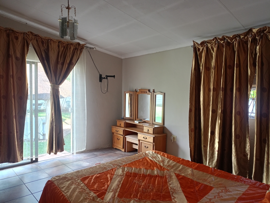 4 Bedroom Property for Sale in Sonland Park Gauteng