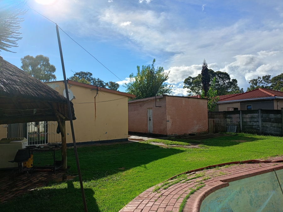4 Bedroom Property for Sale in Sonland Park Gauteng