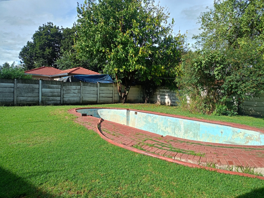 4 Bedroom Property for Sale in Sonland Park Gauteng