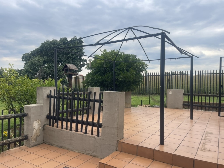 4 Bedroom Property for Sale in Drumblade A H Gauteng